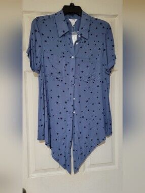 intro. Light Blue Star-Print Short Sleeve Button Down